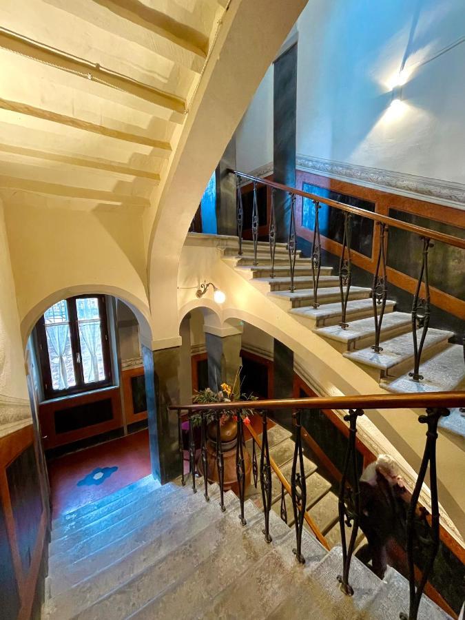 الشقق الفندقية كاستيغليون ديل لاغوفي  Palazzo Barbini Dimora Storica المظهر الخارجي الصورة